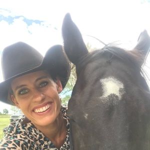 Meet your Posher, Katrina